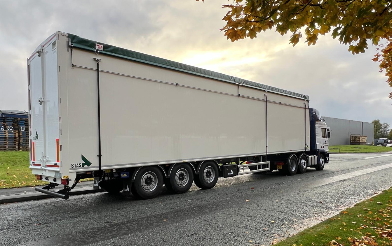 moving floor trailer